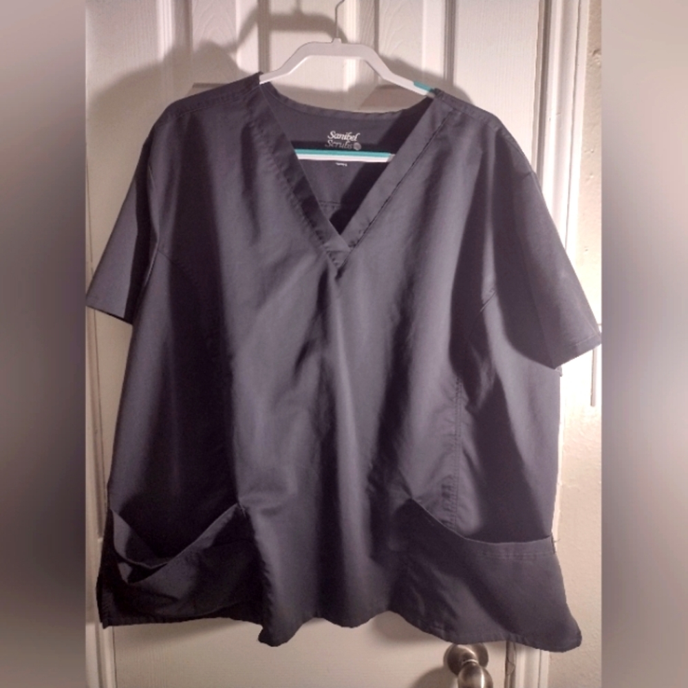Sanibel scrub top